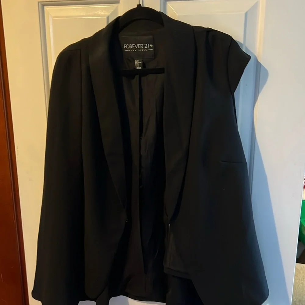 Opera Jacket - Picture 1 of 3